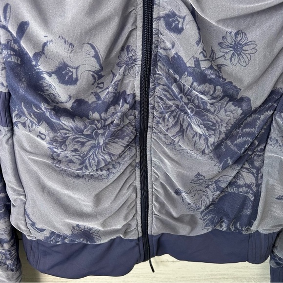 Lululemon Raja Reversible Jacket Night Market Floral - Picture 8 of 14